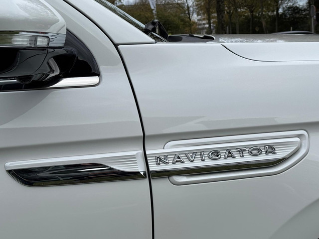Lincoln Navigator