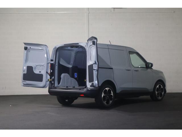 Ford E-Transit Courier