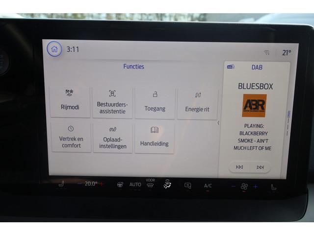 Ford E-Transit Courier