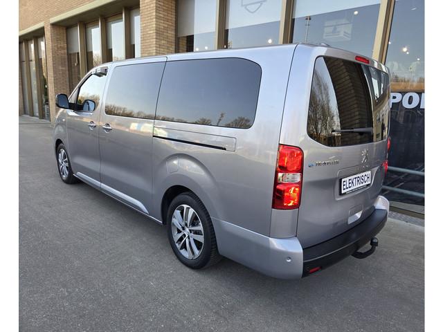 Peugeot e-Traveller