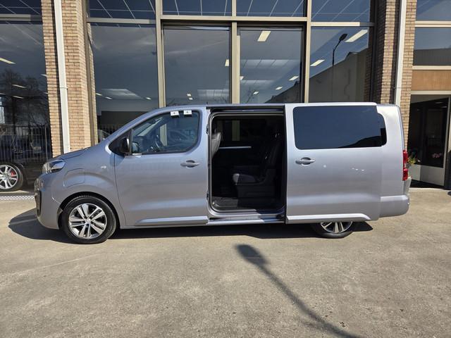 Peugeot e-Traveller