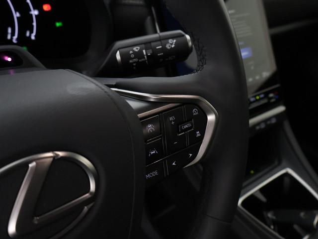 Lexus LBX