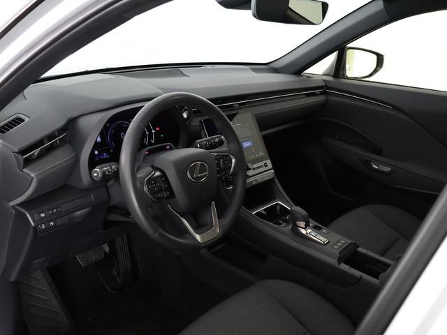 Lexus LBX