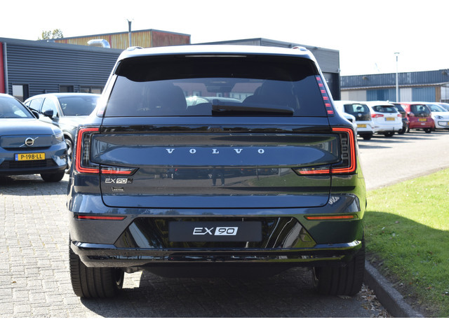 Volvo EX90