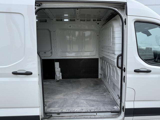 Maxus Deliver9