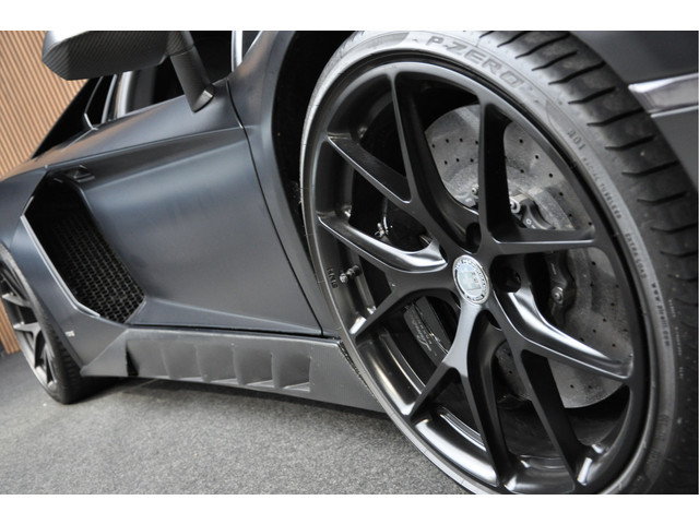 Lamborghini Aventador