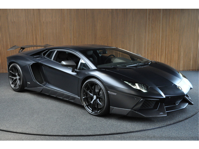 Lamborghini Aventador