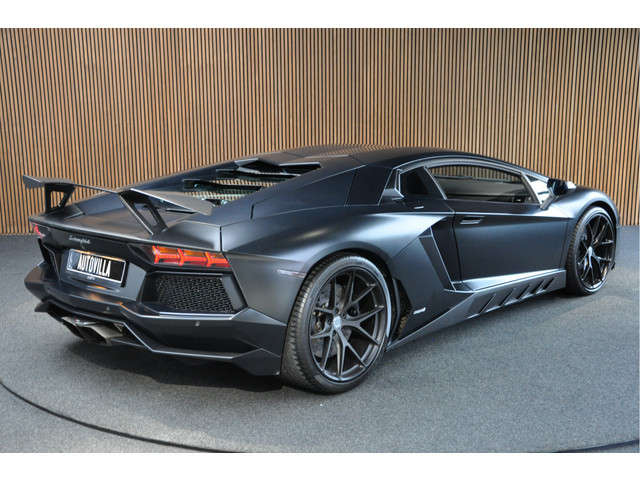 Lamborghini Aventador