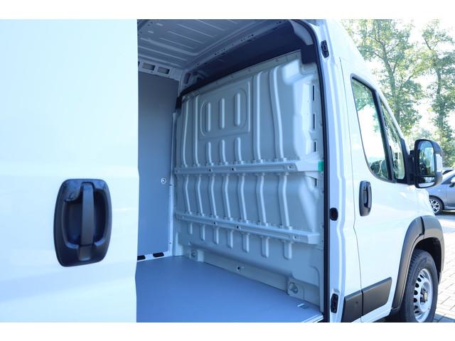Toyota pro-ace