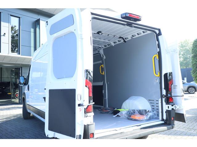 Toyota pro-ace