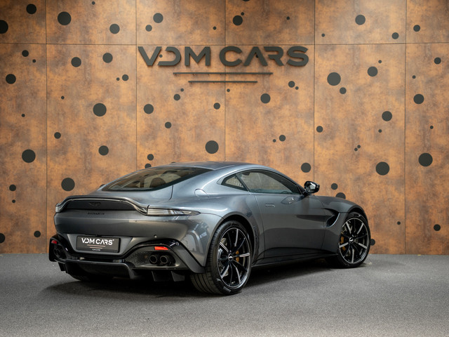 Aston Martin V8 Vantage