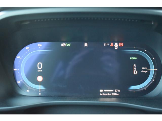 Volvo EX40
