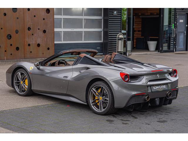 Ferrari 488
