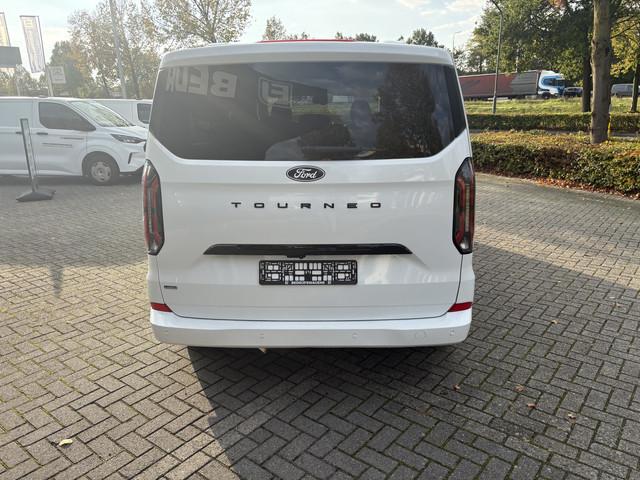 Ford Tourneo