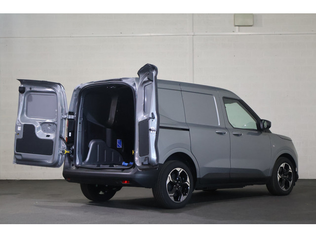 Ford E-Transit Courier