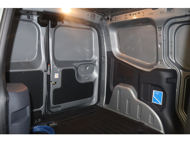 Ford E-Transit Courier