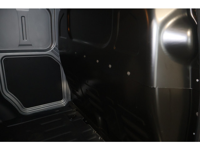 Ford E-Transit Courier