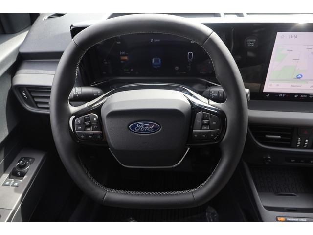 Ford E-Transit Courier