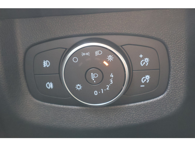 Ford E-Transit Courier