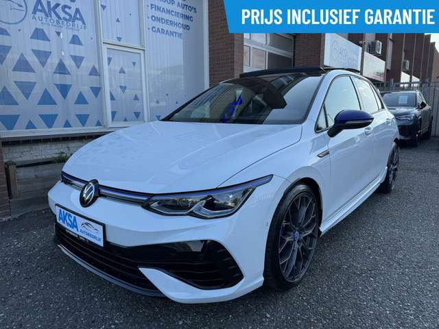 Volkswagen Golf 2023 Benzine