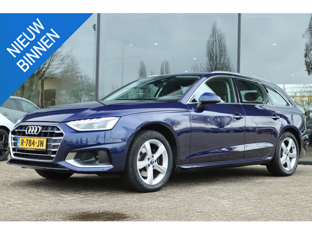 Audi A4 2022 Benzine