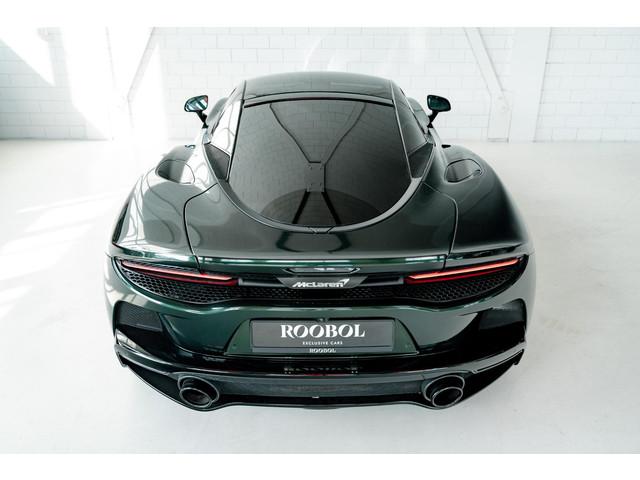 McLaren GT