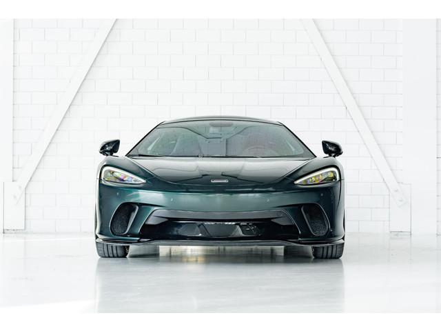 McLaren GT