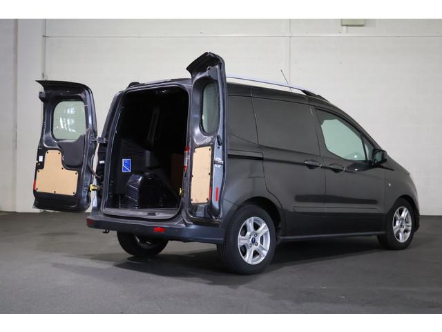 Ford Transit Courier