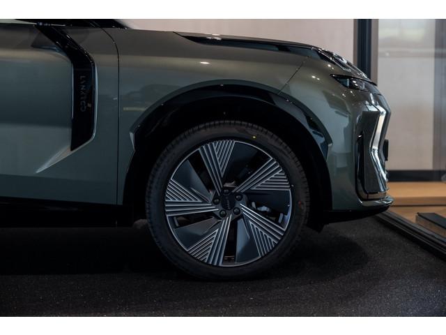 Lynk & Co 08