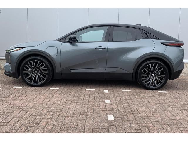 Toyota CHR +