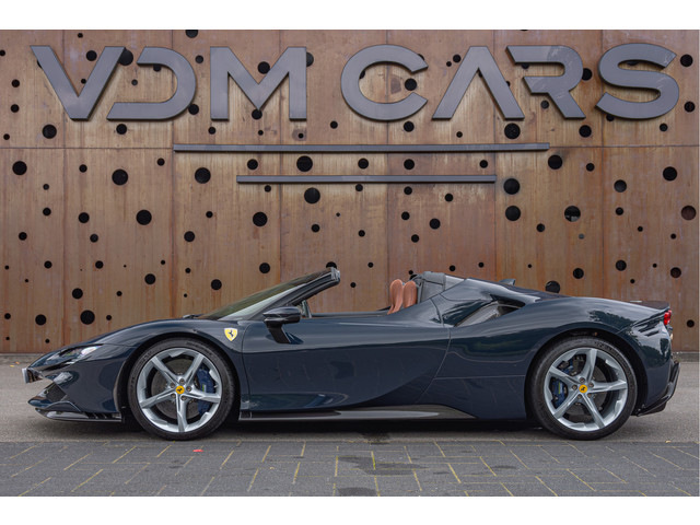 Ferrari SF90 Spider