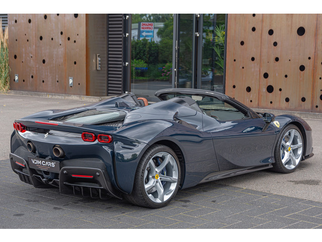 Ferrari SF90 Spider