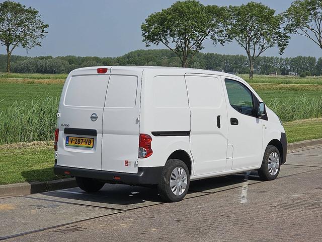 Nissan NV200