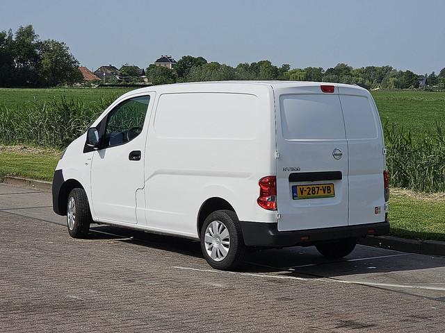 Nissan NV200