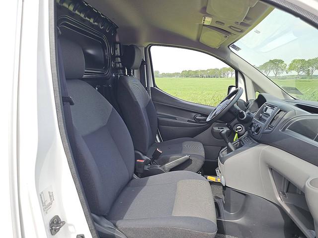 Nissan NV200