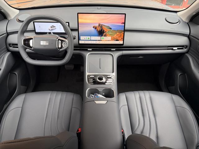 Geely Starray EM-i