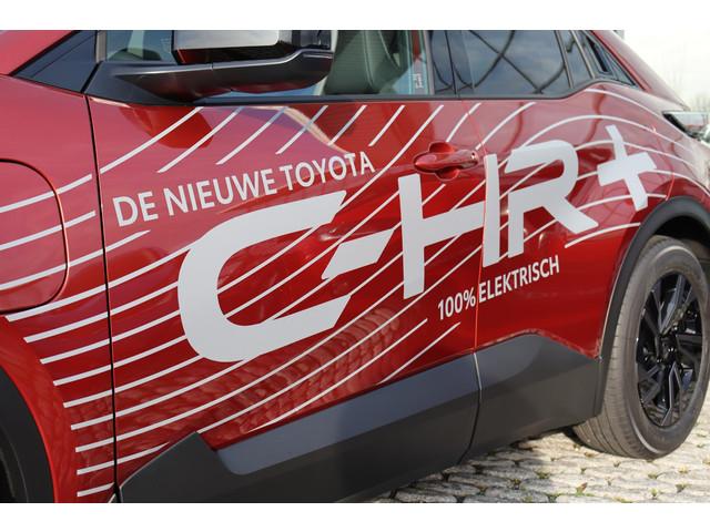 Toyota CHR +