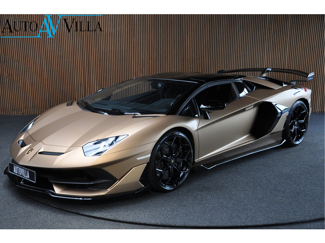 Lamborghini Aventador 2021 Benzine