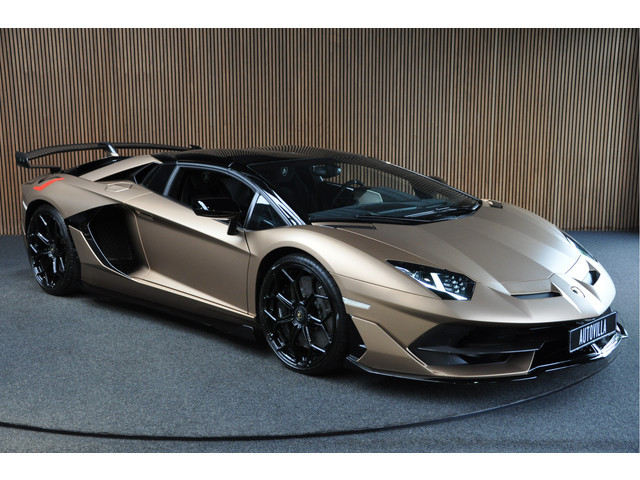 Lamborghini Aventador