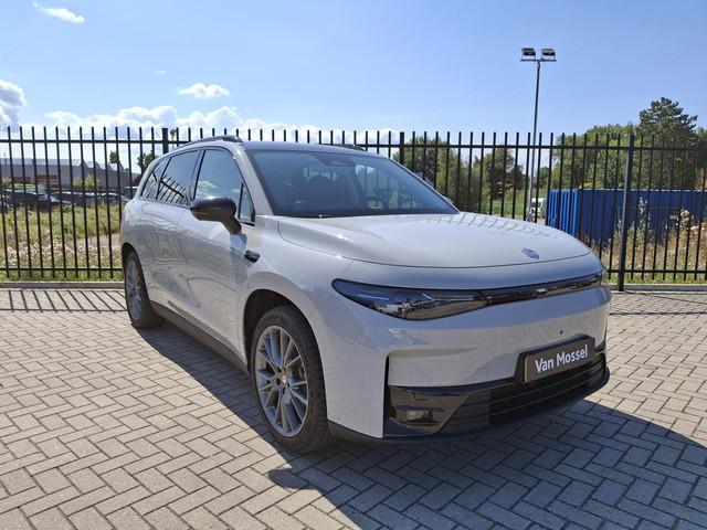 Leapmotor C10