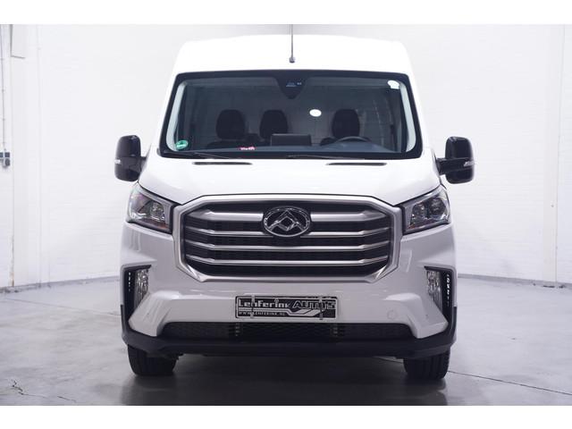 Maxus Deliver9