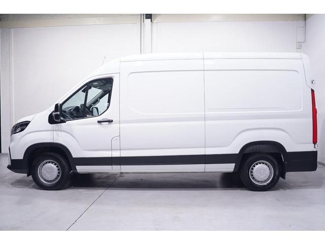 Maxus Deliver9
