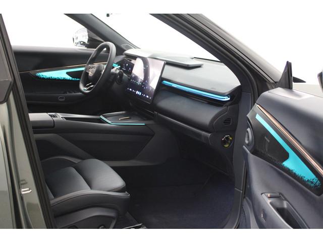 Lynk & Co 08