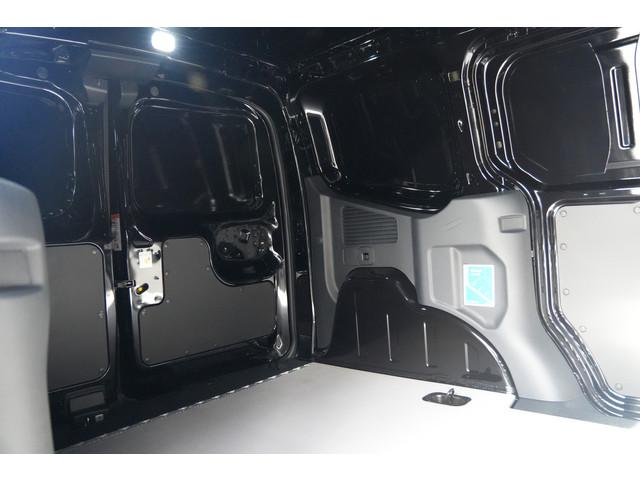 Ford E-Transit Courier