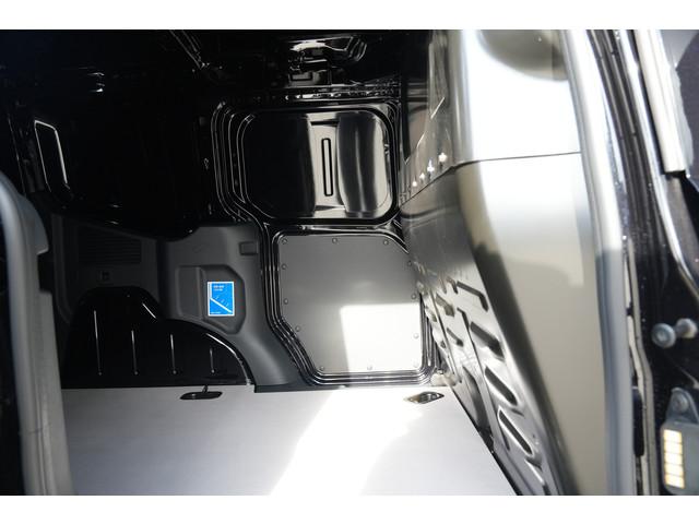 Ford E-Transit Courier