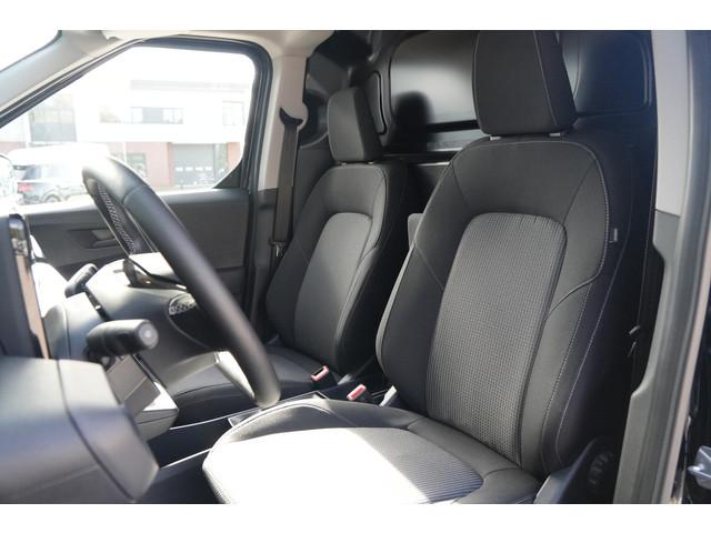 Ford E-Transit Courier