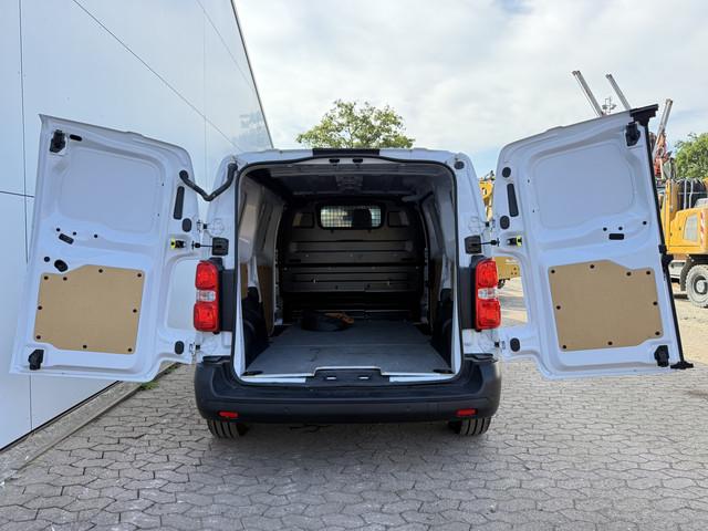 Toyota pro-ace