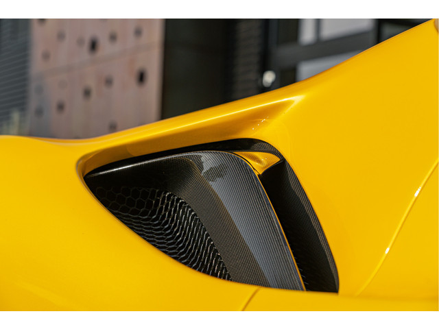 Ferrari SF90 Stradale