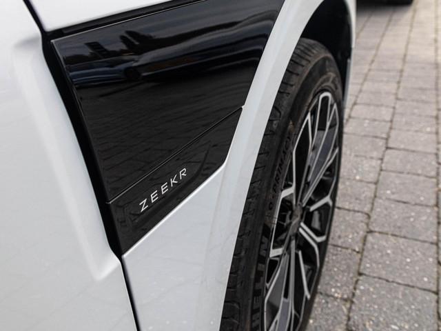 Zeekr 7GT