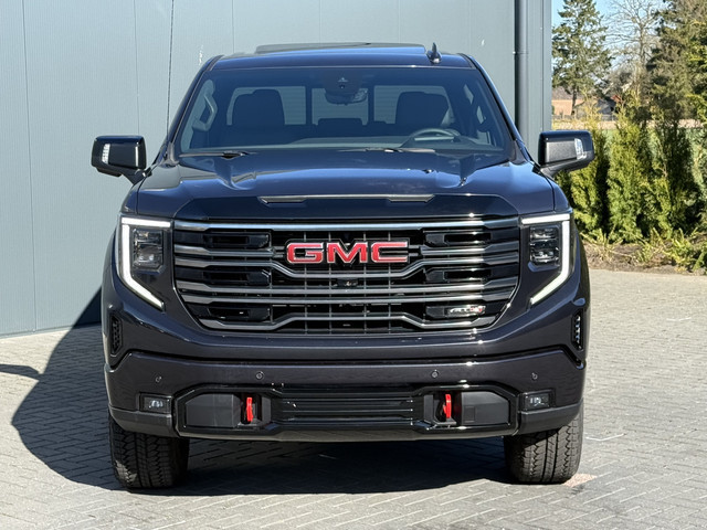 GMC Sierra